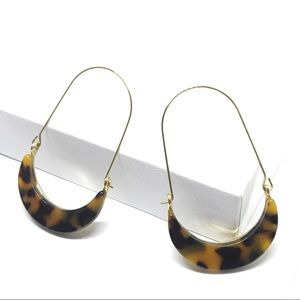 2/$35π€ ANTHRO Tortoise Crescent Wire Earrings